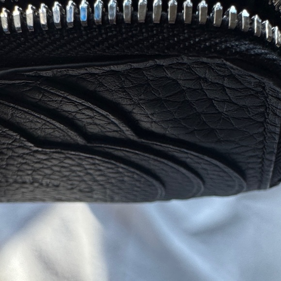 Tiffany & Co. Black Embossed Leather Card Holder - return to Tiffany - Picture 9 of 10